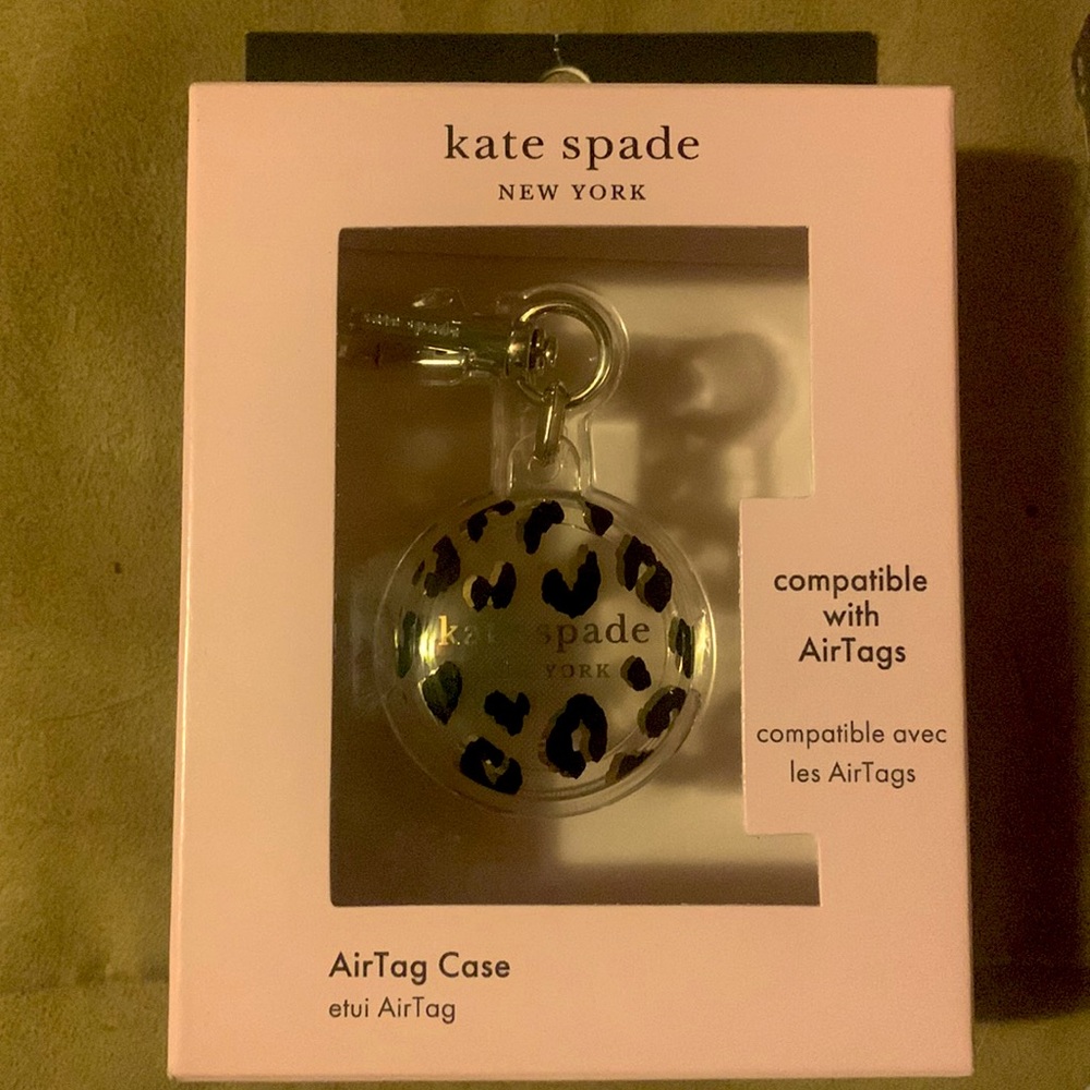 Brand New Kate Spade Air Tag Case